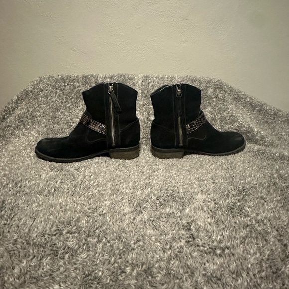 UGG Milner Boot Women’s 6.5 Black - Picture 4 of 7